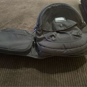 Tushbaby Hip Carrier in Classic Black